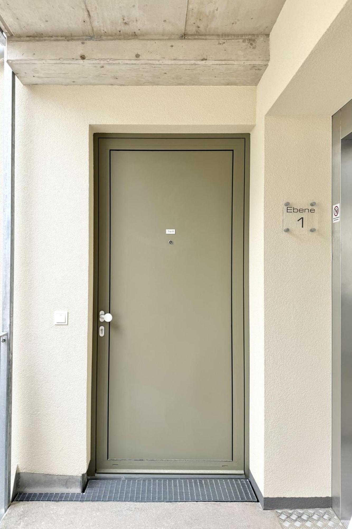Modernes Studio Beim Domplatz Vídeňské Nové Město Exteriér fotografie